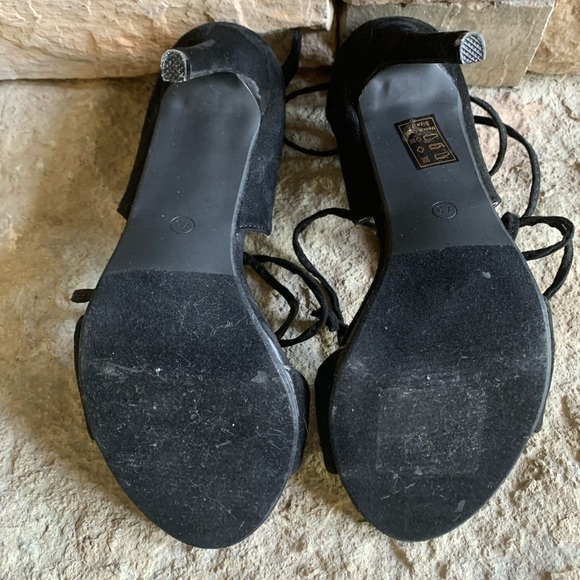 NEW Black Velvet Ankle Laced Strappy Heels - Picture 8 of 8